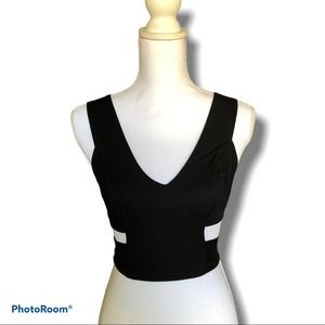 NWT- Faith In Love Zip Back Cut Out Crop Top- Size 6